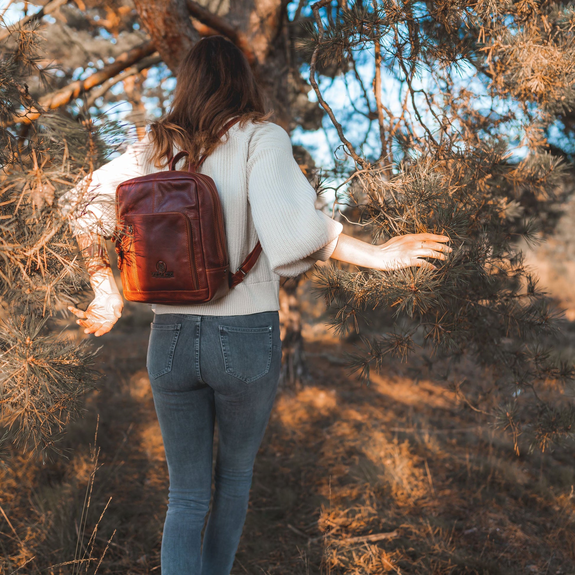 savagehide rucksack lily vintagecognac